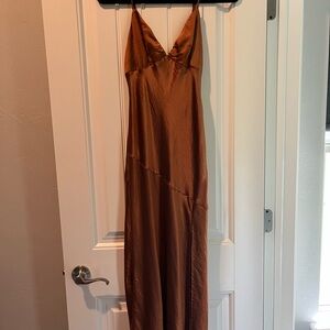 Elegant Rust Midi Dress